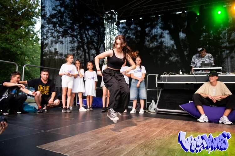 side-programme-cover-website-picture